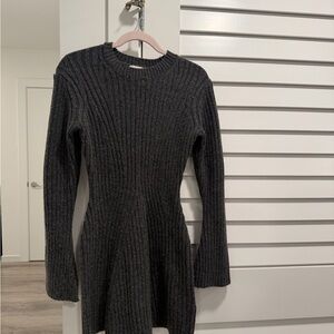 Elegant Black Ribbed Knit Dress